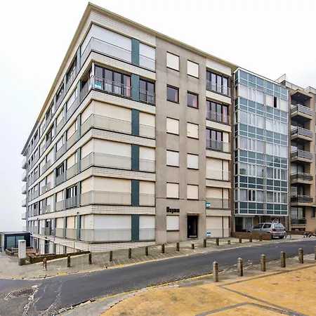 Cozy In Belgium With Parking, Cleaning Included Koksijde